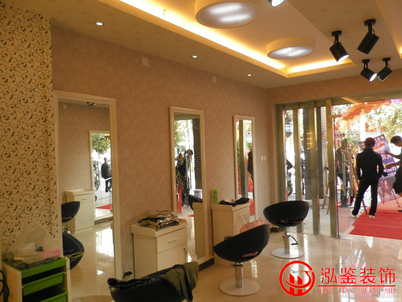 �Ϸ����l(f��)���b�ތ�(sh��)���DƬ