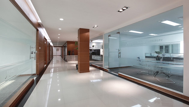 辦公室裝修資深企業(yè):行業(yè)“寒冬”持續(xù) 衣柜企業(yè)如何化解危機(jī)?