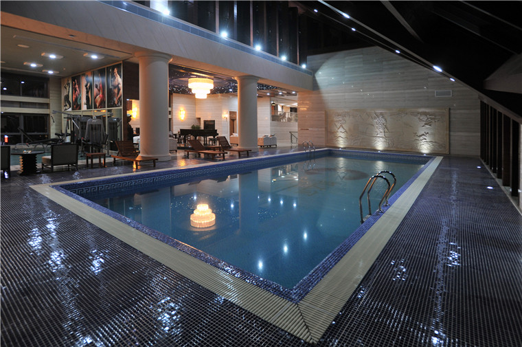 �������b���A���Ƕ������������b��Ч���D