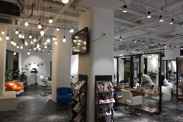 理發(fā)店裝修設(shè)計(jì)效果圖