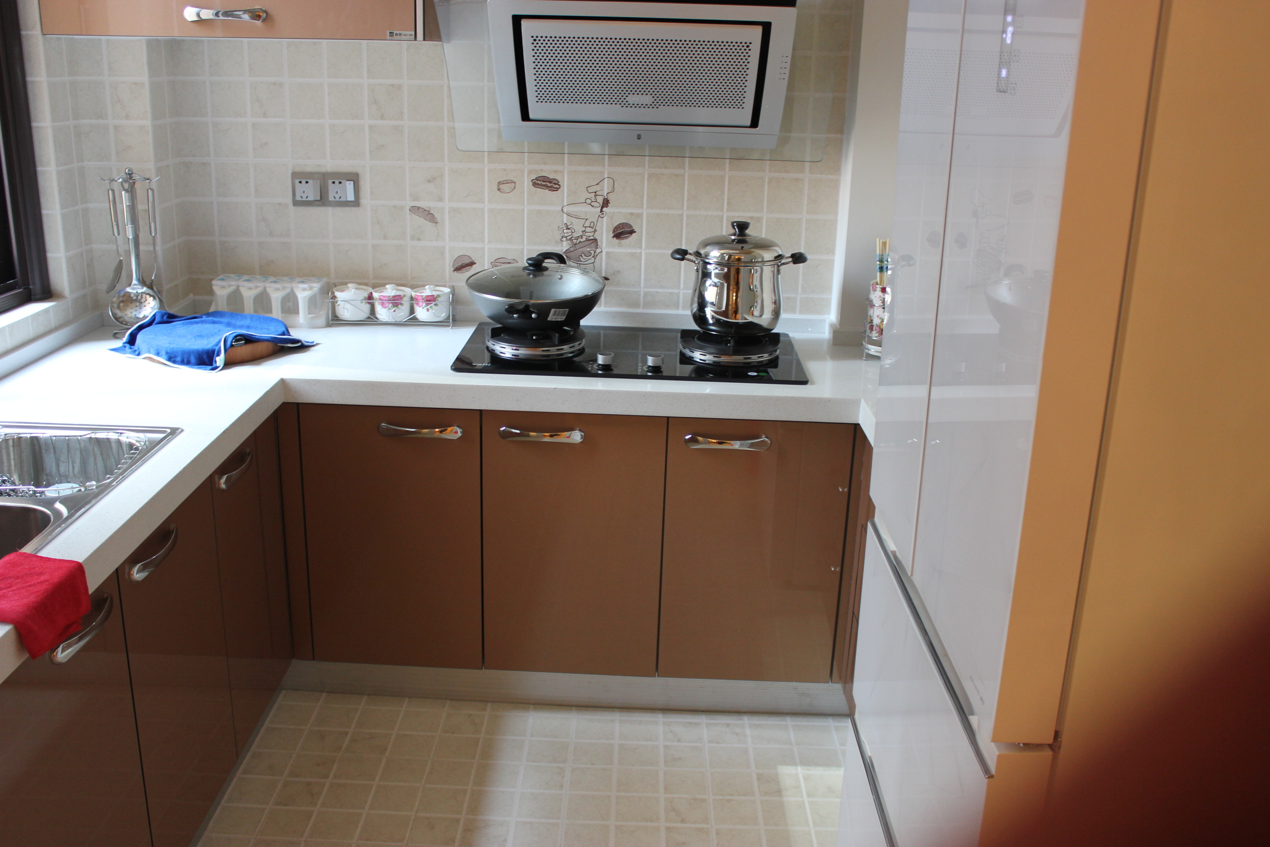 �N���b���OӋ