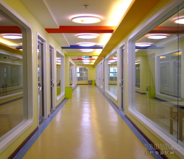 合肥辦公室隔斷裝修