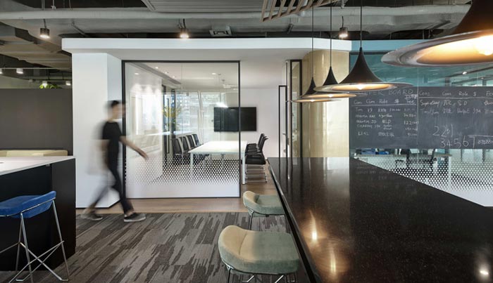 �k�����b���OӋ